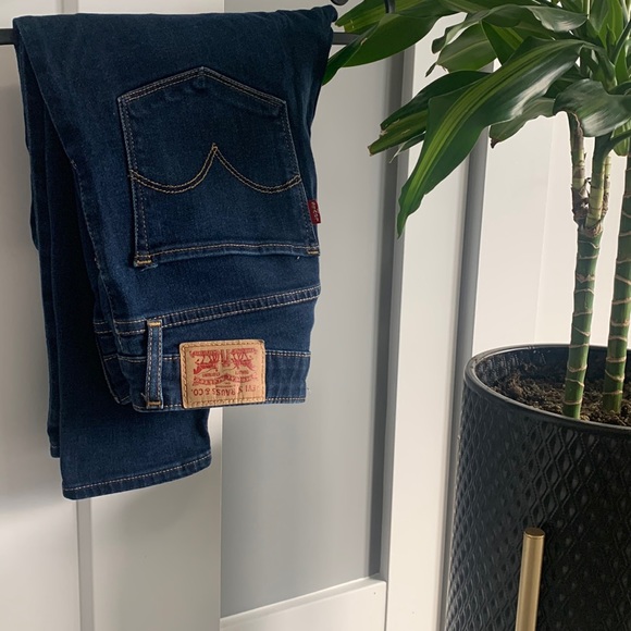 Levi jeans - Picture 1 of 3
